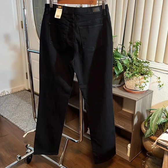 Lee Instantly Slim Classic Fit Black Denim High Rise. Size 10 Medium - Picture 5 of 6